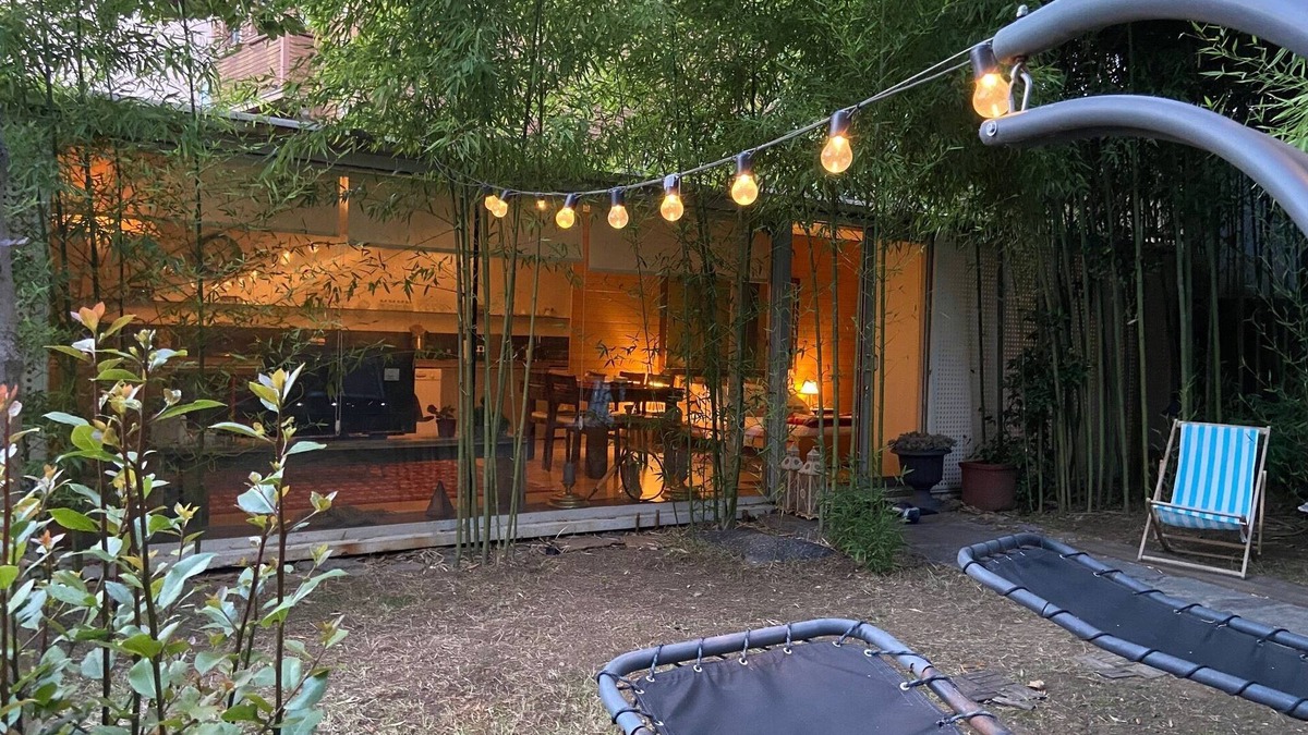 Cengelkoy Mahallesi Apartment | A secret garden in the Bosphorus