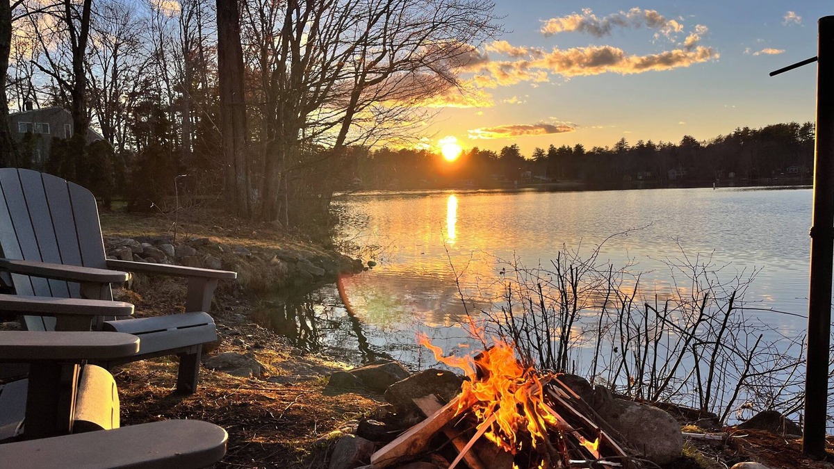Barnstead House | A serene lake house to escape the day-to-day!