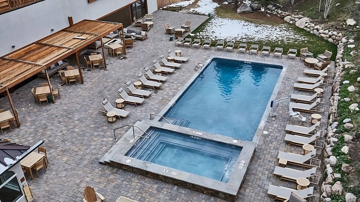 Vail Hotel | A Ski Enthusiast's Getaway: Near Vail Ski Resort and Vail Nature Center