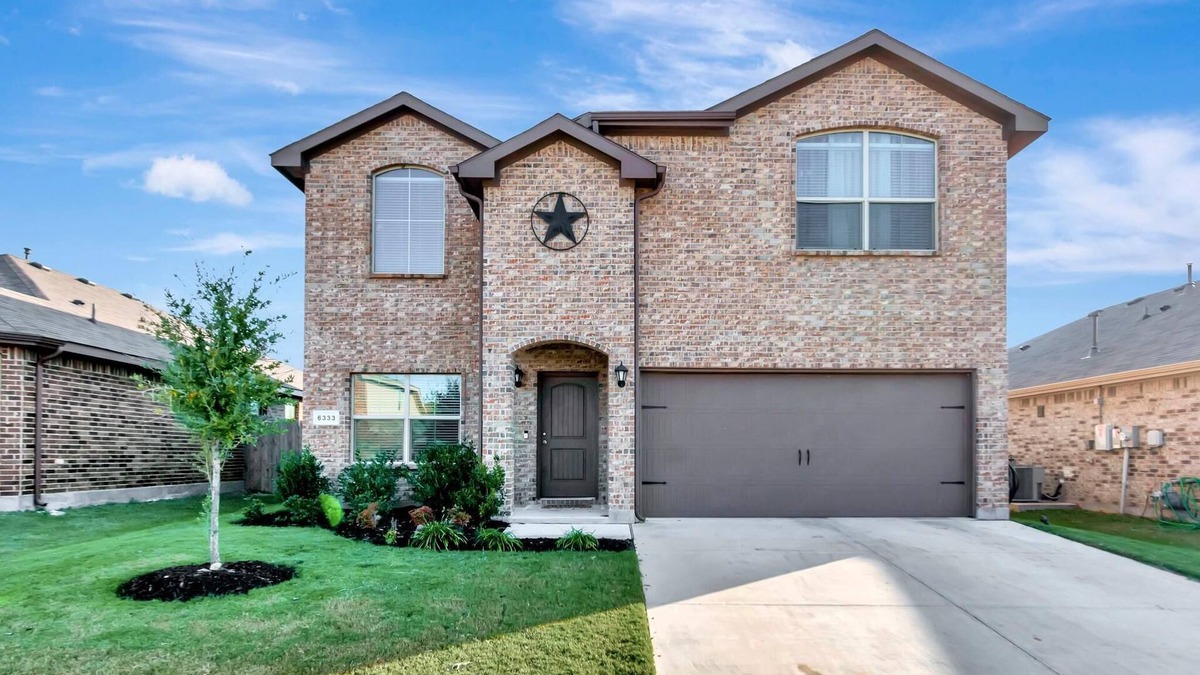 Fort Worth House | A Spacious And Fully Stocked House