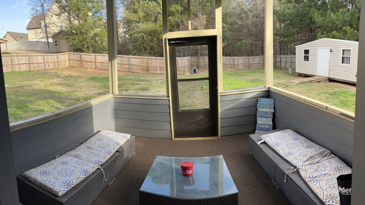 Fort Mitchell House | A spacious and peaceful home, for military or civilian events in Tri-city area