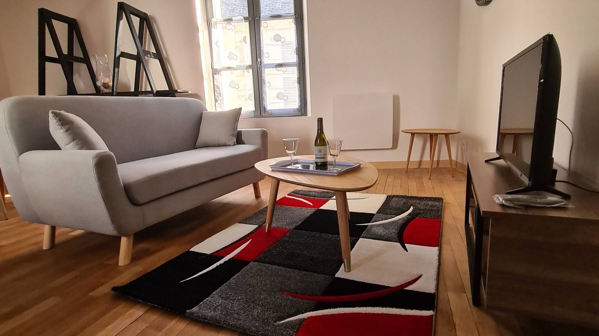 Loches Apartment | A stay in the heart of Loches and its Châteaux!