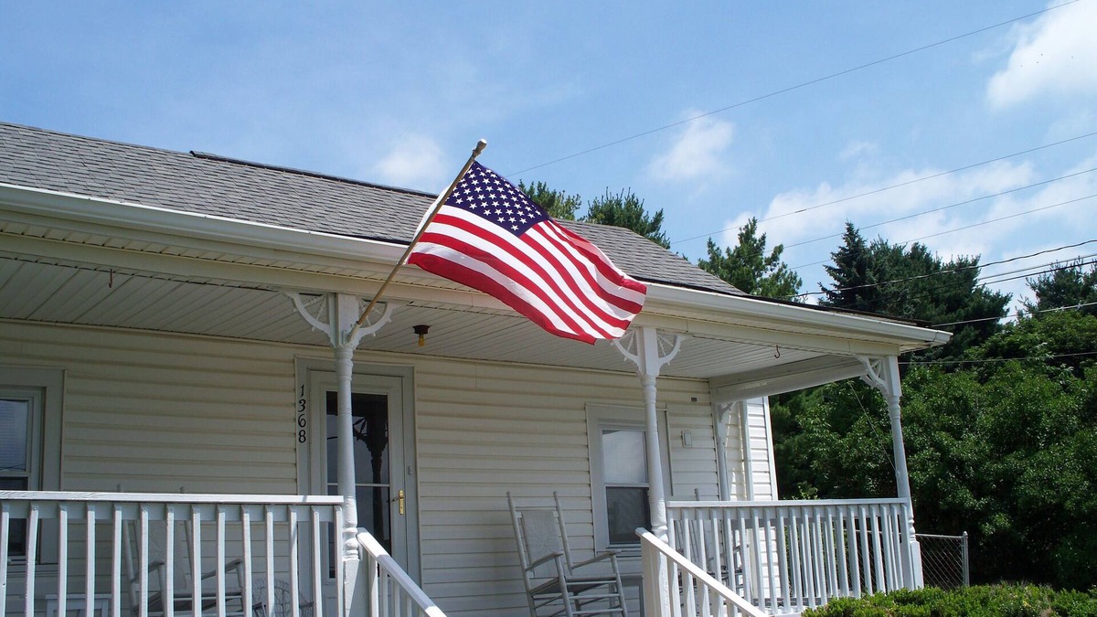 Blacksburg Cottage | A step back in time with the comfort of today. Not fancy but affordable.