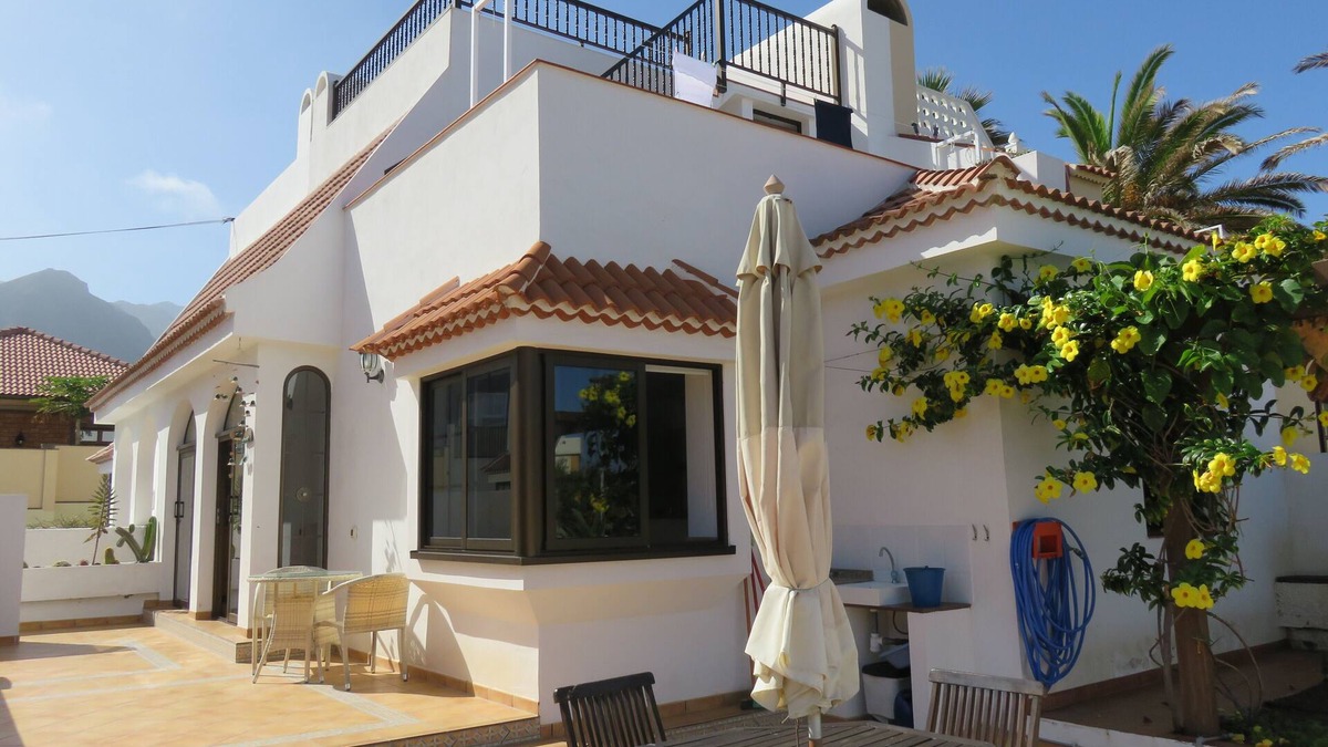 Los Silos House | A stone's throw from the Atlantic Ocean - 50 meters to the sea