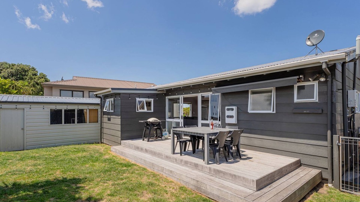 Pauanui House | A Stone’s Throw From The Beach