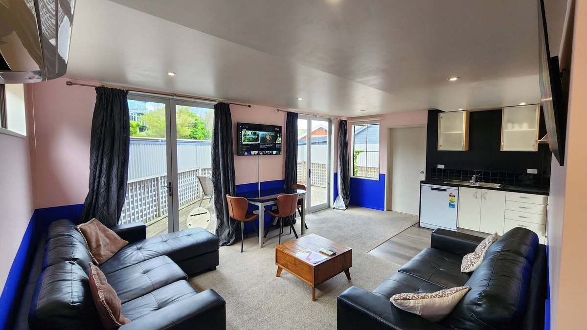 Dunedin City Centre Apartment | A Stones Throw From Town (A-Frame)