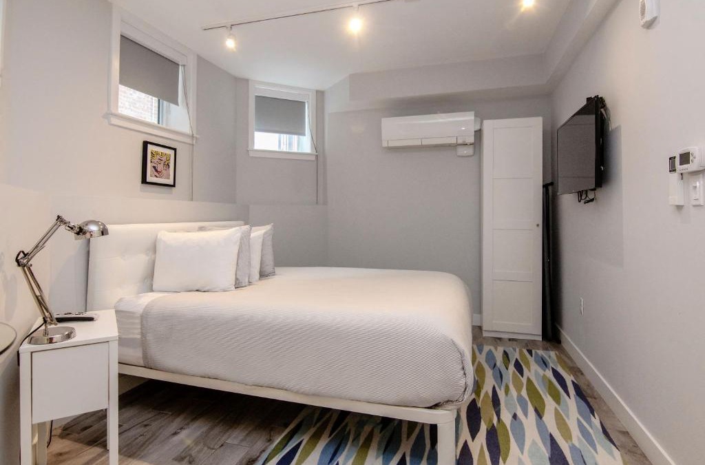 Griggs Park Apartment | A Stylish Stay w/a Queen Bed, Heated Floors. #3