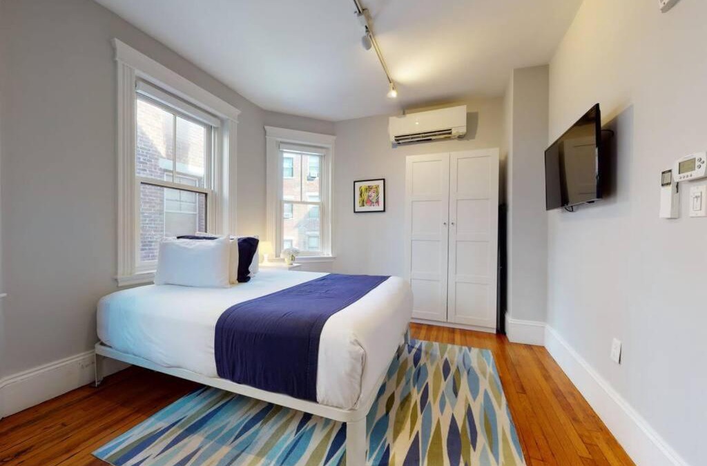 Griggs Park Apartment | A Stylish Stay w/a Queen Bed, Heated Floors. #12