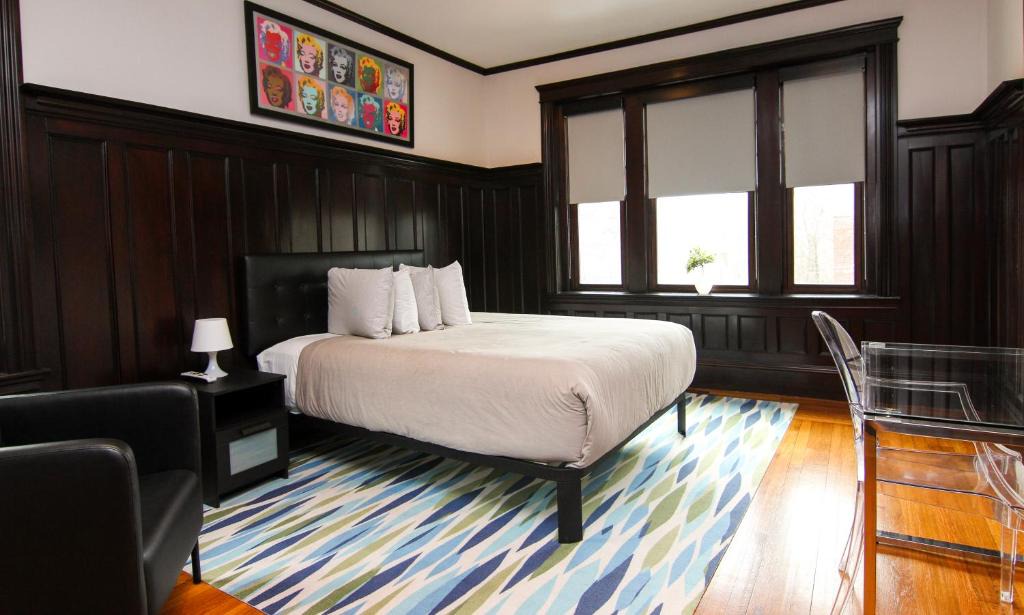 Griggs Park House | A Stylish Stay w/a Queen Bed, Heated Floors. #17