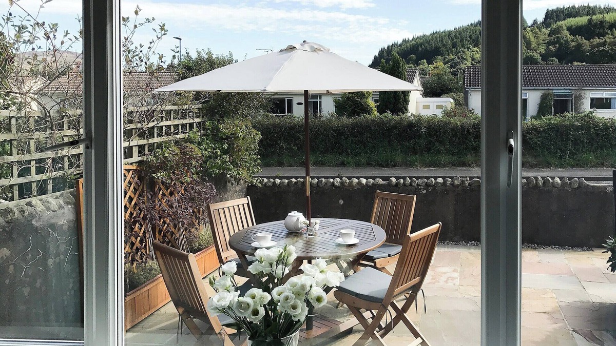 Lamlash Cottage | A stylish, warm and inviting cottage in a great location, only minutes from Lamlash Bay.