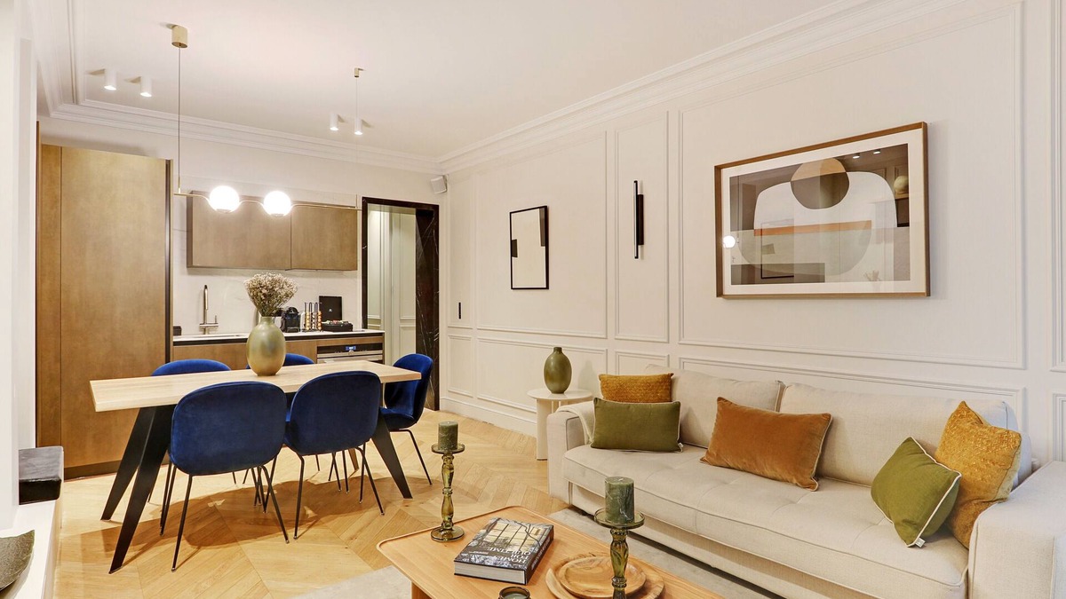 8th Arrondissement Apartment | A Sublime 2BR/2BA with Services - Champs Elysées