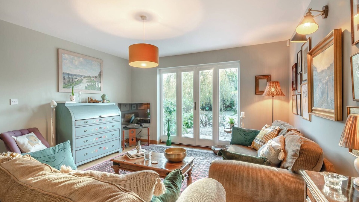 East Dereham Cottage | A sumptuous holiday retreat – the perfect getaway.
