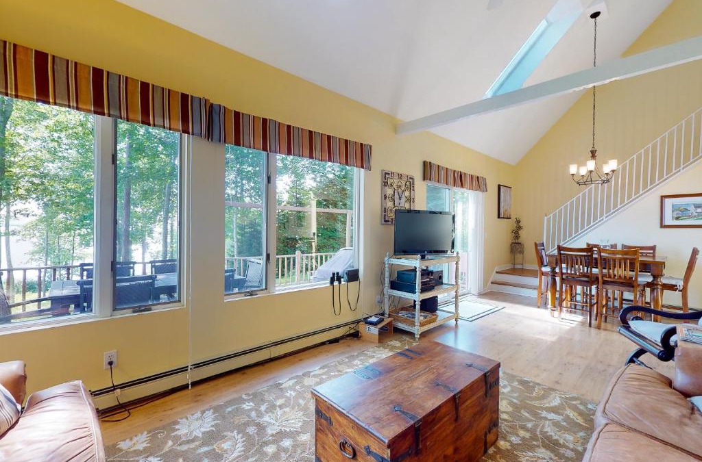 Lincolnville House | A Sunrise at Seaview