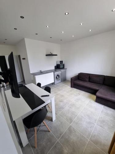 Chamaret Apartment | A supprimer