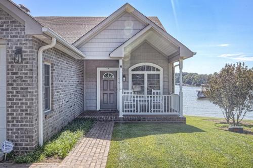 Huddleston House | A Sweet Retreat