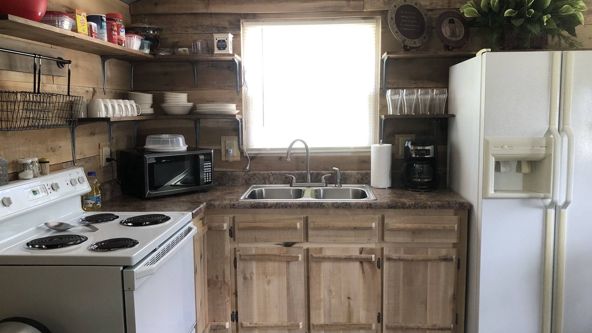 Waneta Cabin | A Taste of Southern Comfort