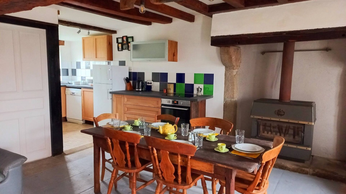 Fursac House | A tastefully renovated farmhouse in the tranquil la Creuse department of France.