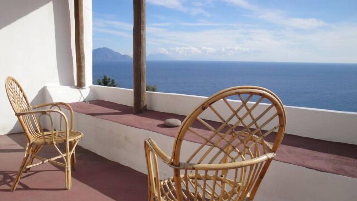 Alicudi Apartment | A terrace on the sea