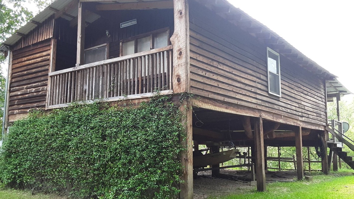 Reidsville Cabin | A Thousand Miles from Nowhere.