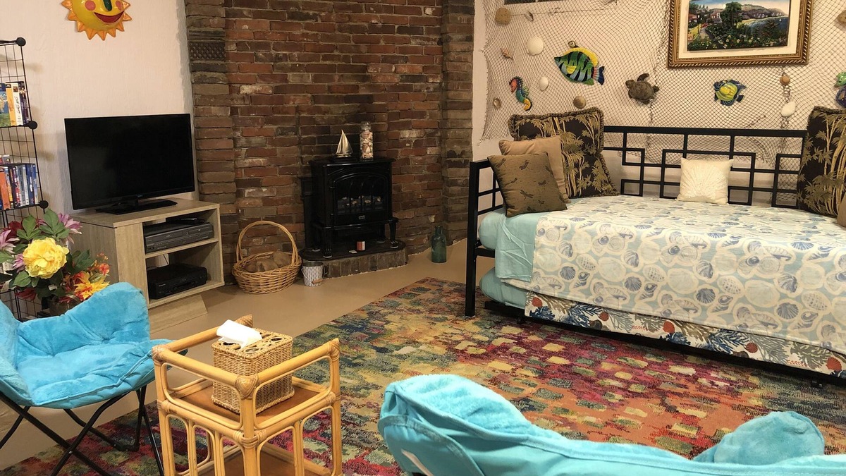 Shrewsbury Apartment | A Touch of Key West