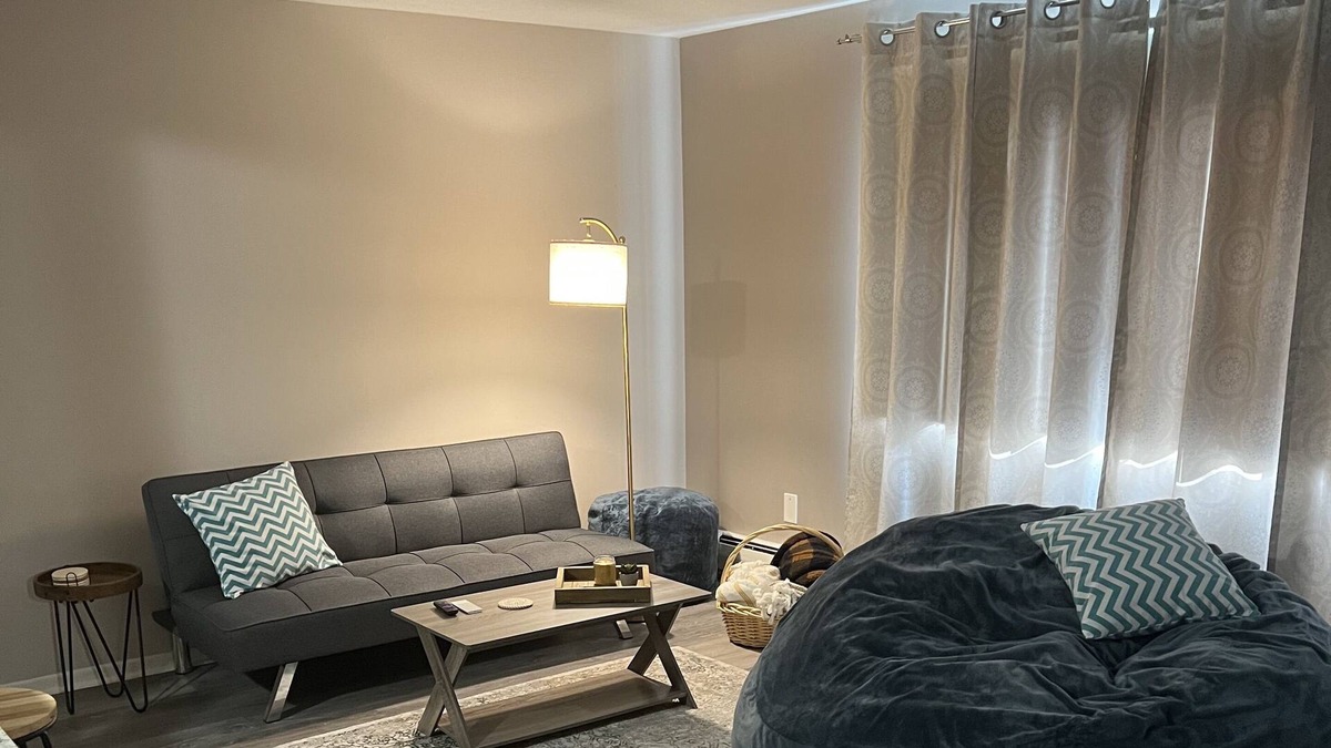 Ashland Apartment | “A” Town is in the heart of Ashland!