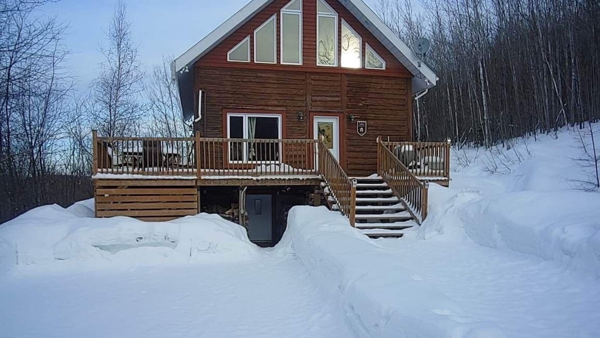 Mandeville House | A true paradise, ideal for a gathering and for outdoor enthusiasts.