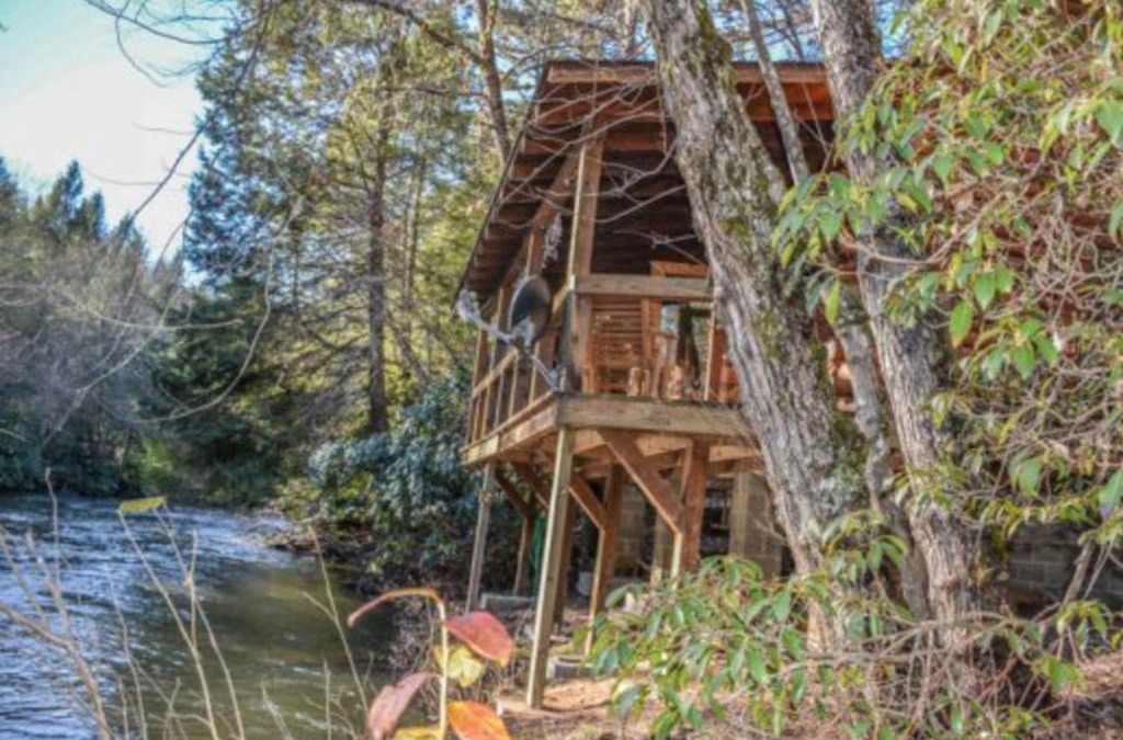 Blue Ridge House | A Tumblin` Run