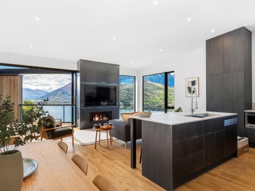 Queenstown House | A Twist on Olivers