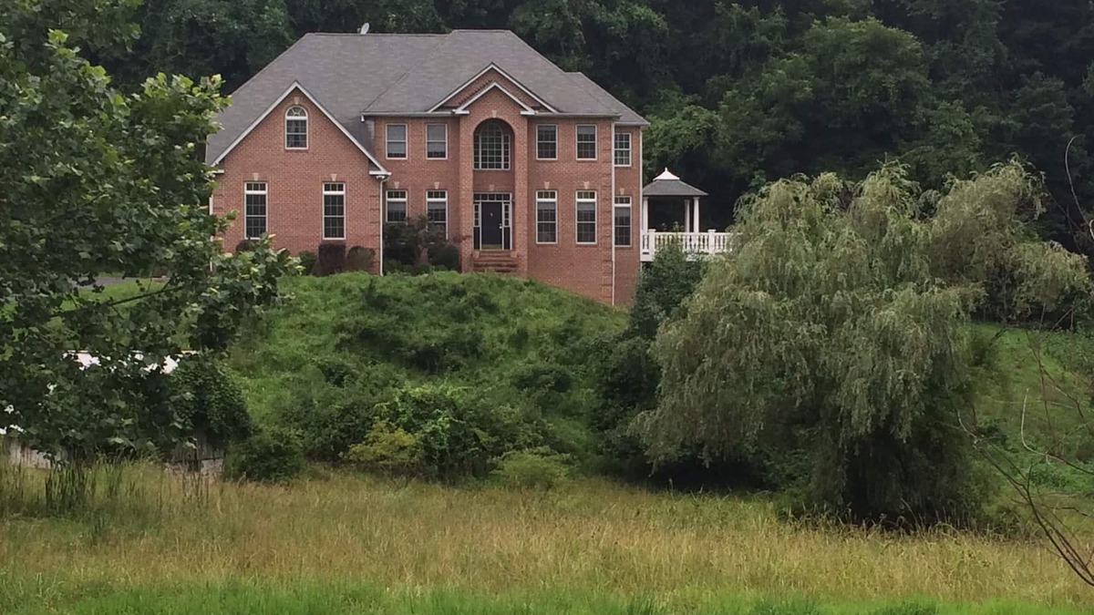 Cockeysville House | A Unique & Private Single Family Home with 5 acres of privacy.