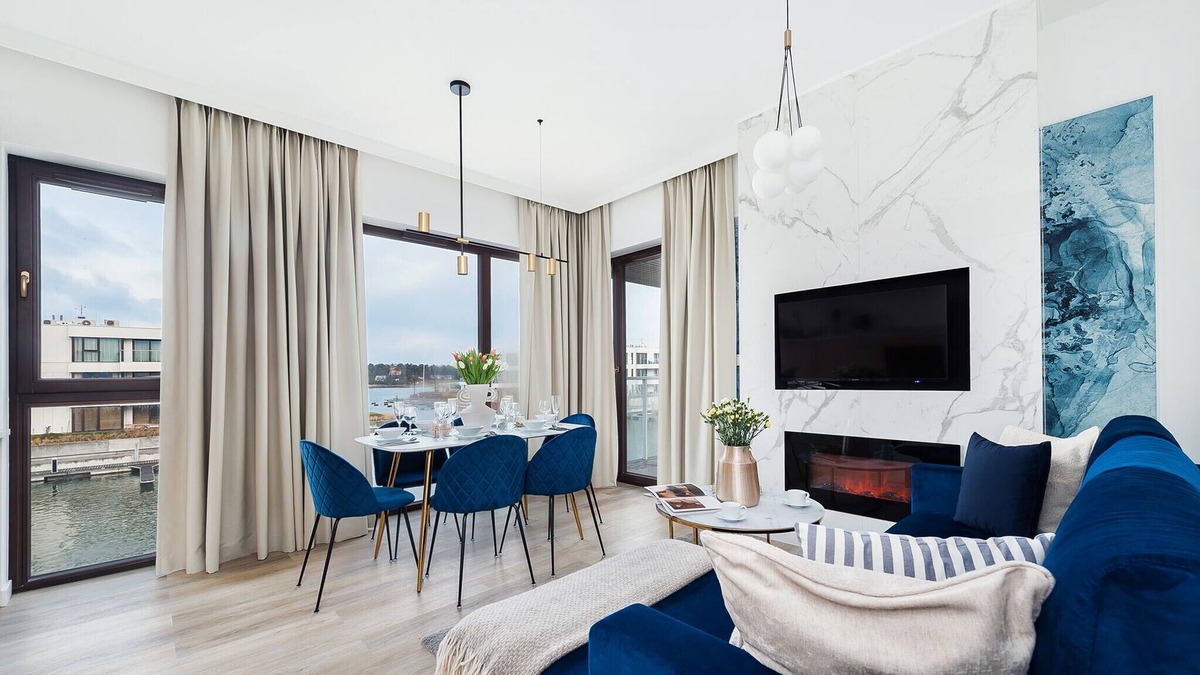 Orlinki Apartment | A unique stay in a modern seaside marina.