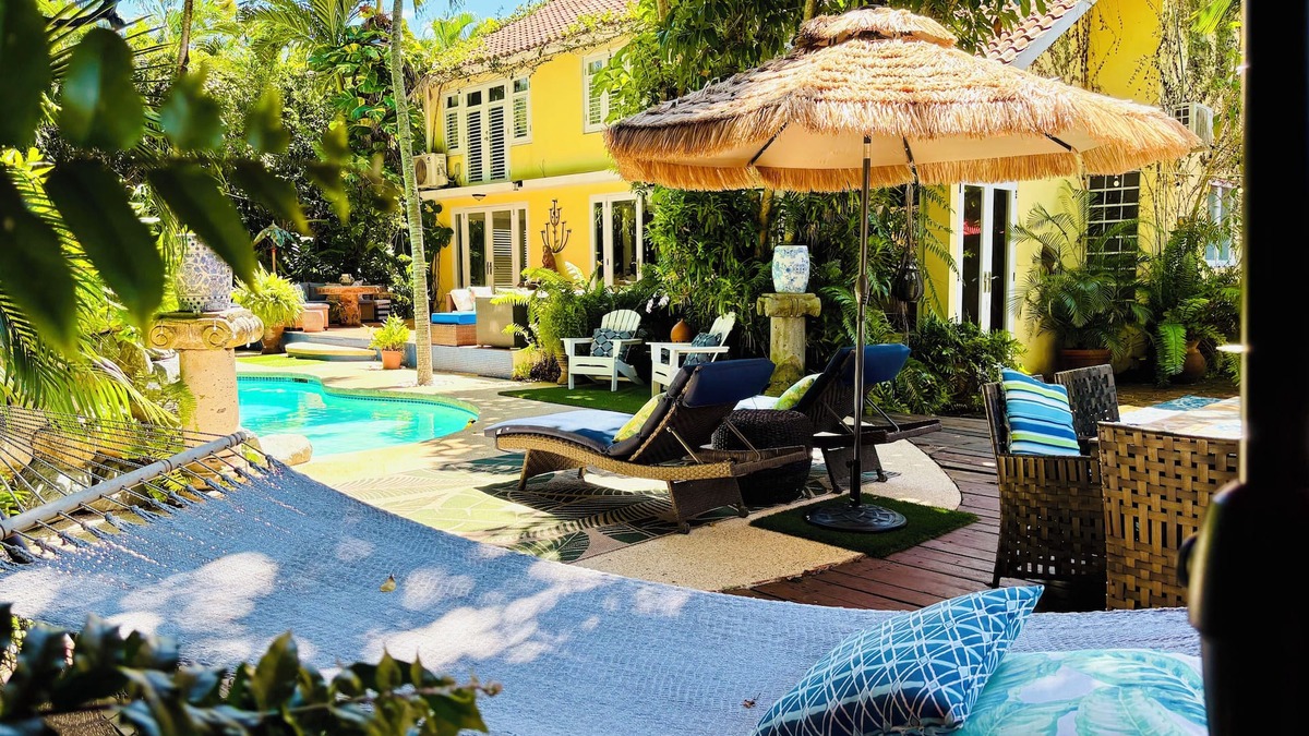 Navarro House | A urban oasis, private, peaceful, gated community.
