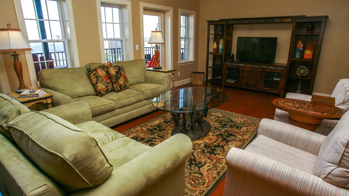 Historic Downtown Apalachicola Condo | A Vacation Condo with a view of the river.