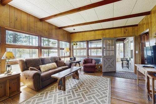 Eagle River House | A Voyageur View
