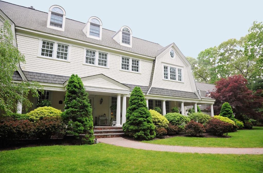 Southold Bed & Breakfast | A Walk in the Woods Bed and Breakfast