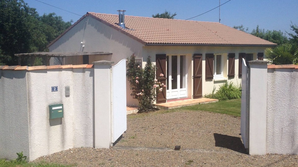 Saint-Vincent-sur-Graon House | A well equipped, quiet, private and comfortable self catering Holiday Home
