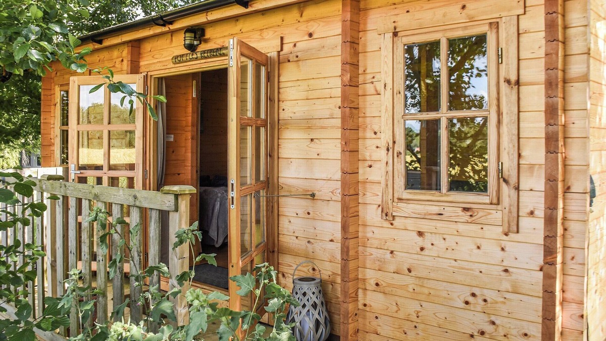 Surlingham Cottage | A wonderful getaway standing in the National Park Norfolk Broads.
