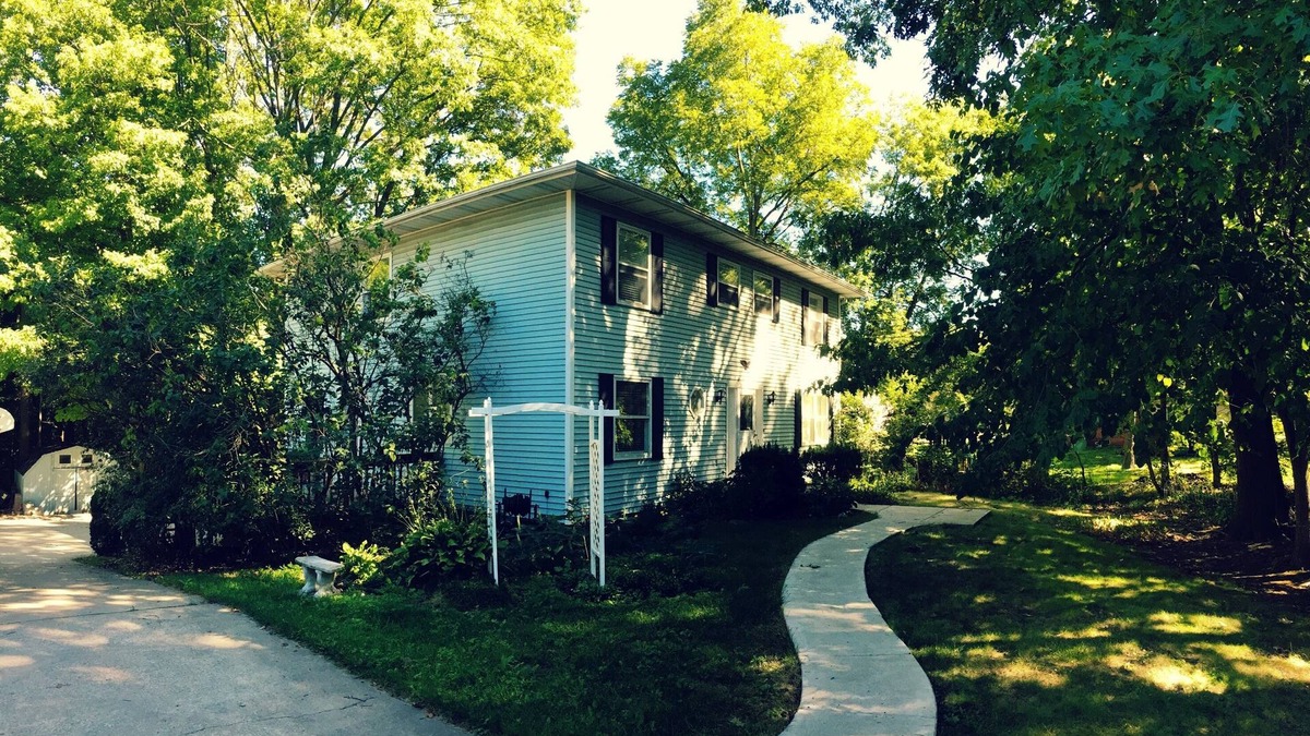 Ann Arbor House | A wonderful home for the weekend in the big house