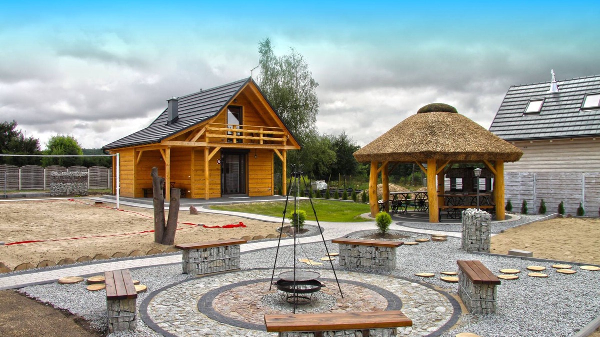 Lubrza House | A wooden, eco-friendly house by the Goszcza lake