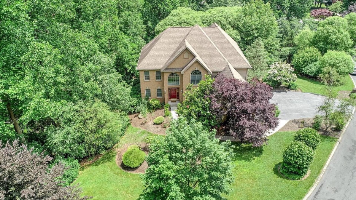 Lewisberry House | A Woodside Manor w/ Pool, Hot Tub, Gameroom & Firepit