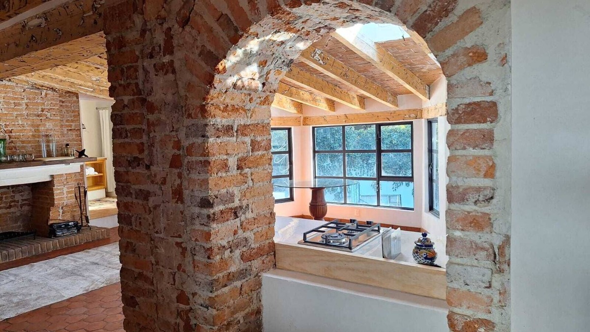 Centro Apartment | A1 - Historic remodeled house in downtown Valle de Bravo