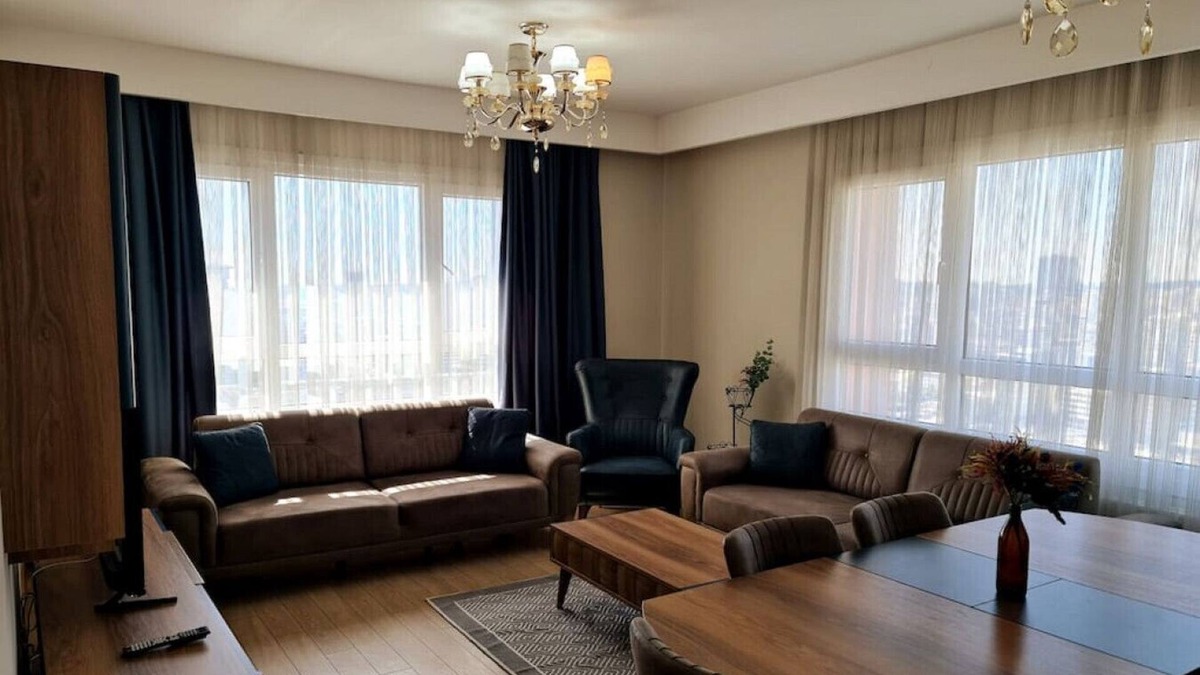Bagcilar Apartment | A2- 208 3+1 CHİNE · 3 Rooms and 1 Living Room. İdeal For families. .