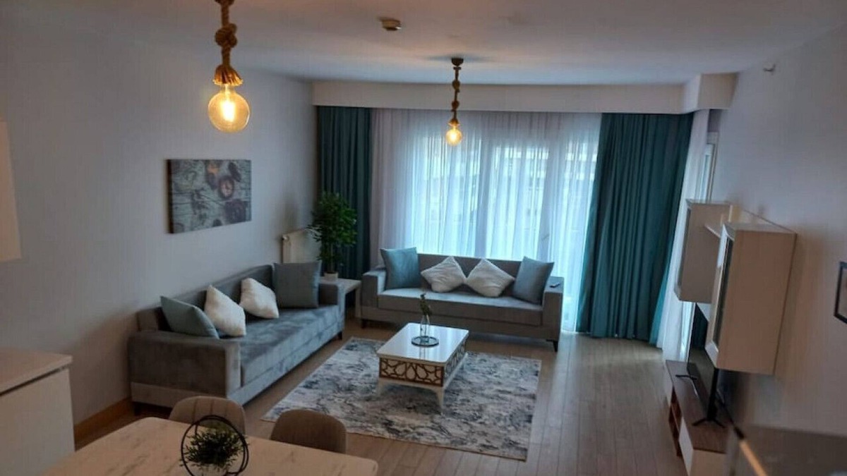 Bagcilar Apartment | A2-21 1+1 · A PEACEFUL HOME 1+1 AIRPORT AND SHOPPING CENTERS .