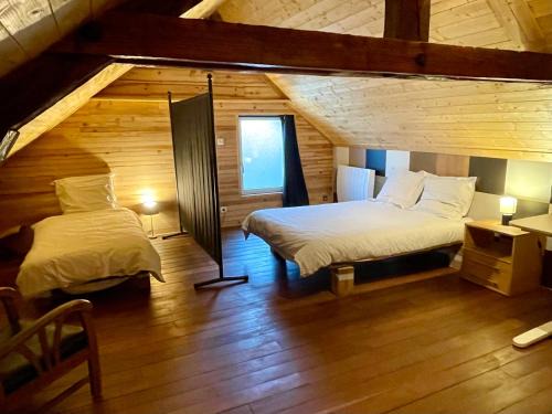 Imphy Apartment | A6 Familiale Parking Wifi 1 Grd Chambre 3 lits 1 canap 2 à 6 personnes AMELIE