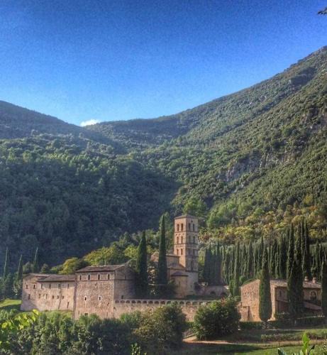 Sambucheto House | Abbazia San Pietro In Valle