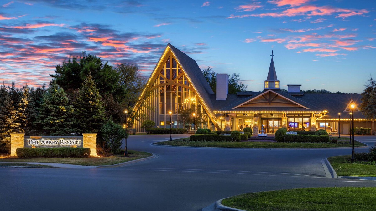 Fontana-on-Geneva Lake Resort | Abbey Resort and Avani Spa