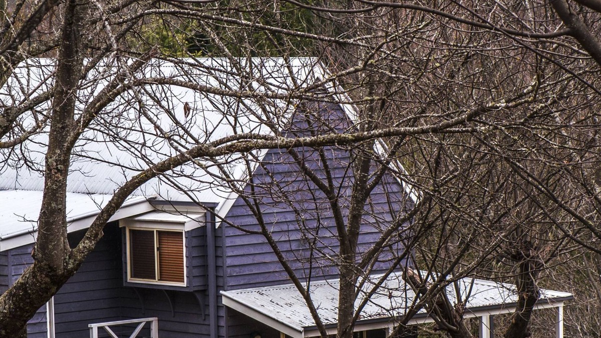 Wandiligong Cottage | Abby's Cottage Bright