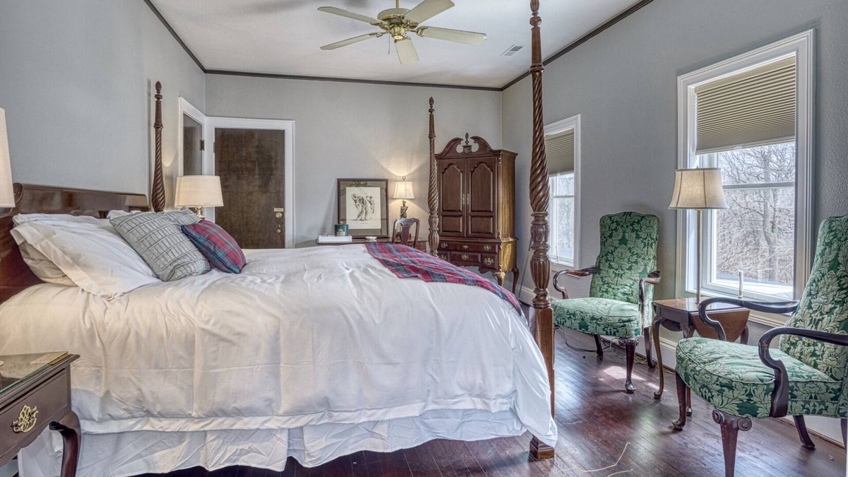 Valparaiso Apartment | Aberdeen Suite at Aberdeen