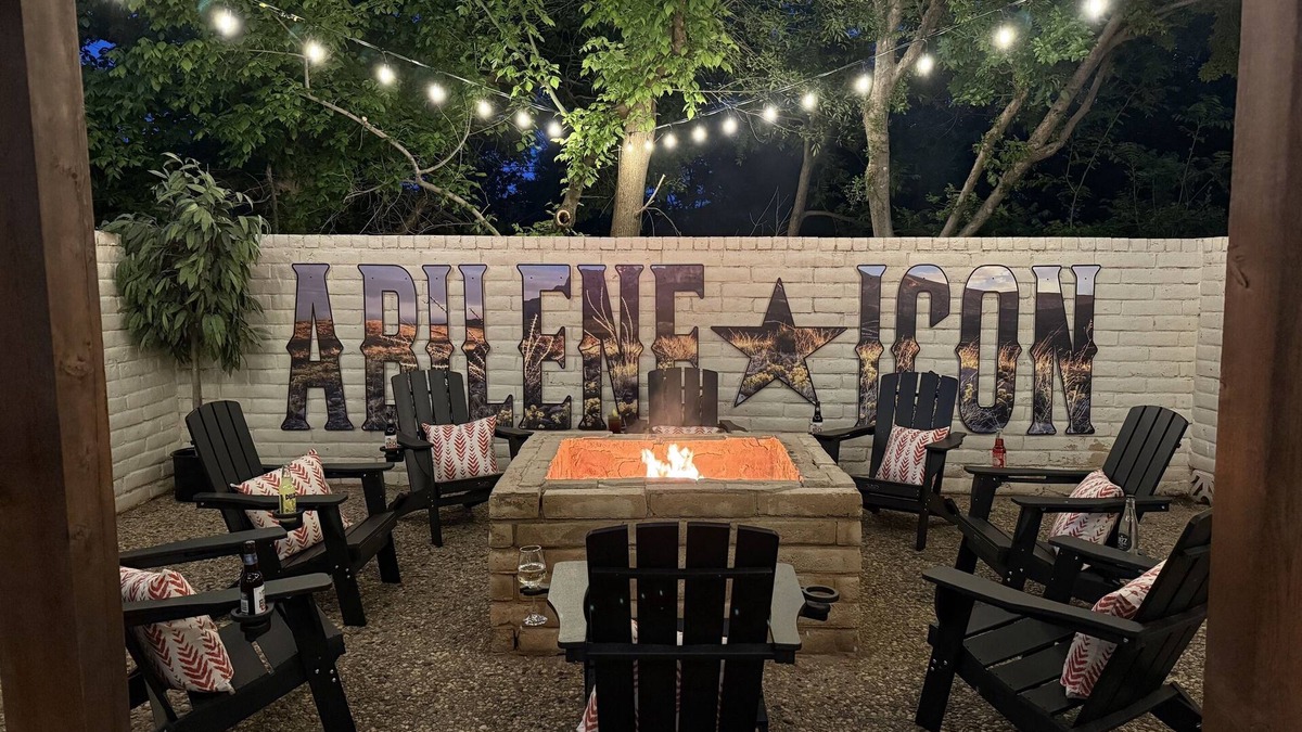 Abilene House | Abilene Icon- Sky, Story, and the Western Spirit!