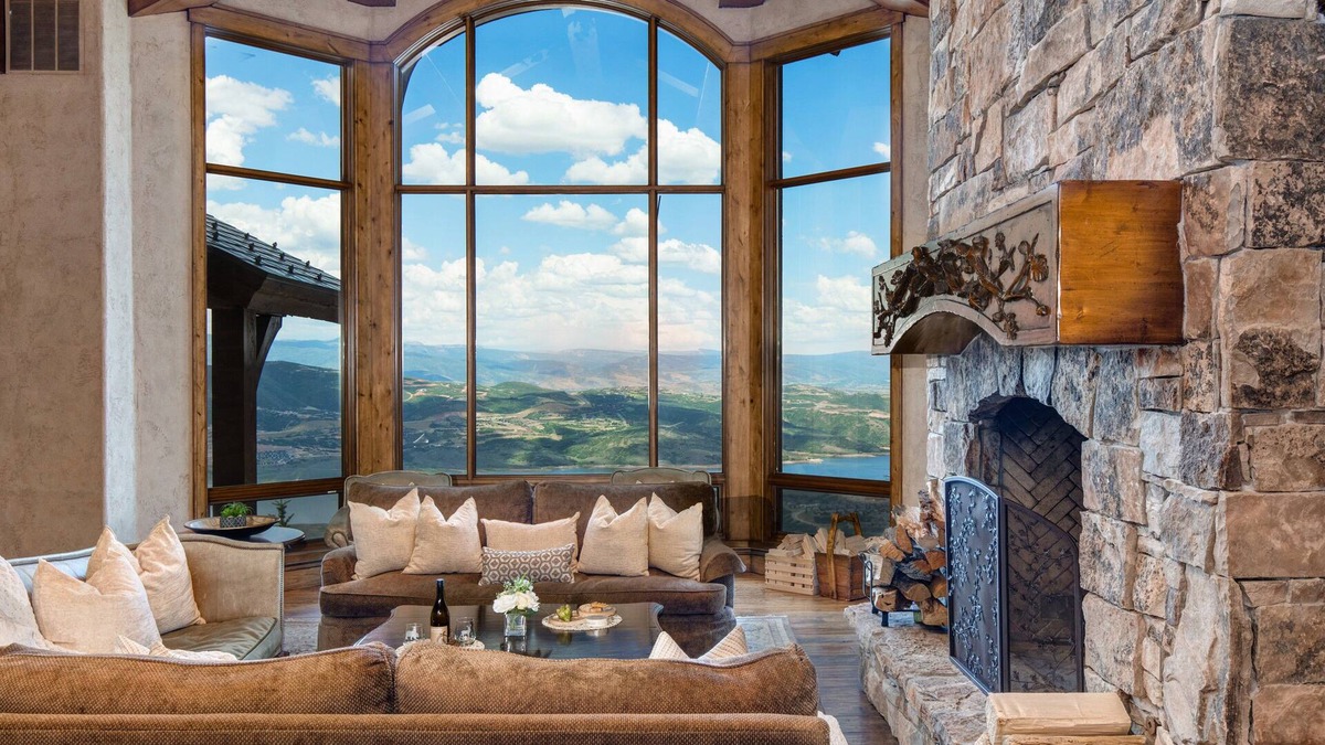 Deer Valley House | Abode at Chateau Jordan | Ski In/Out DV, Stunning Views, Gated Community