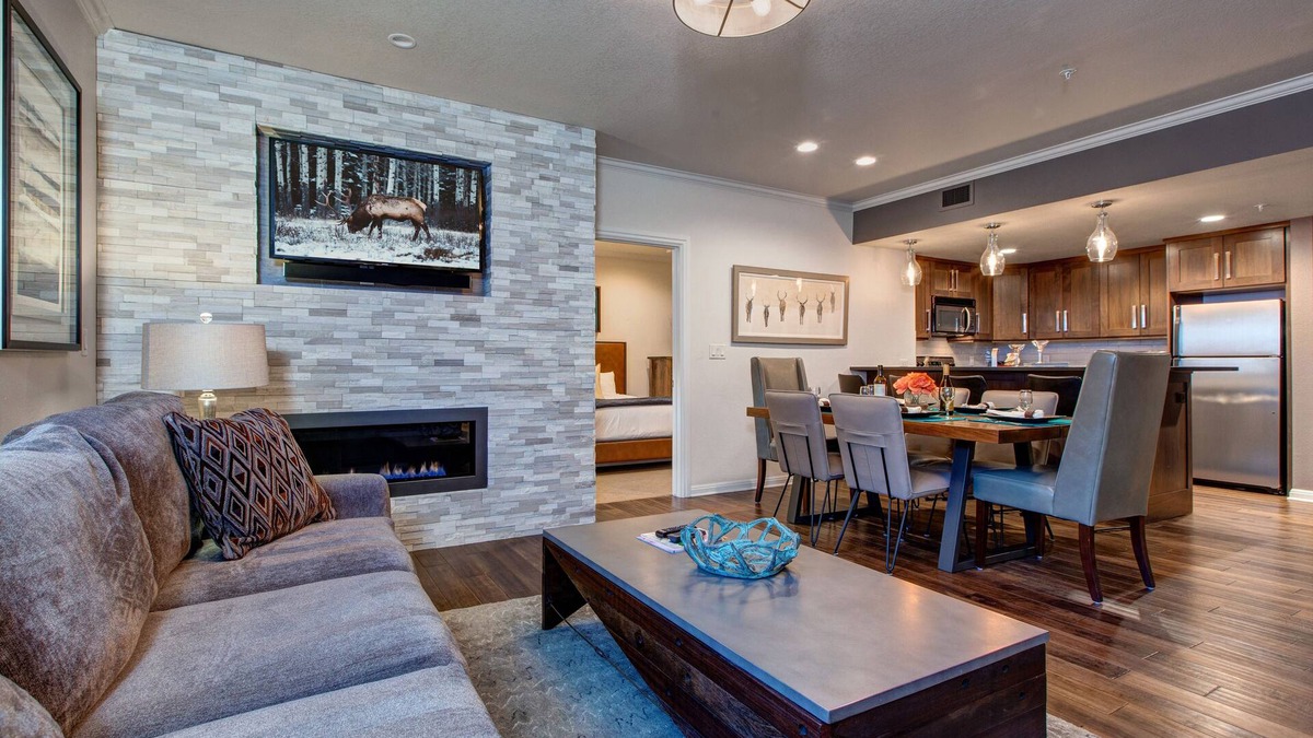 Deer Valley Condo | Abode on Lower Main Street | Steps to High West & Trails | Perfect Year Round Adventure